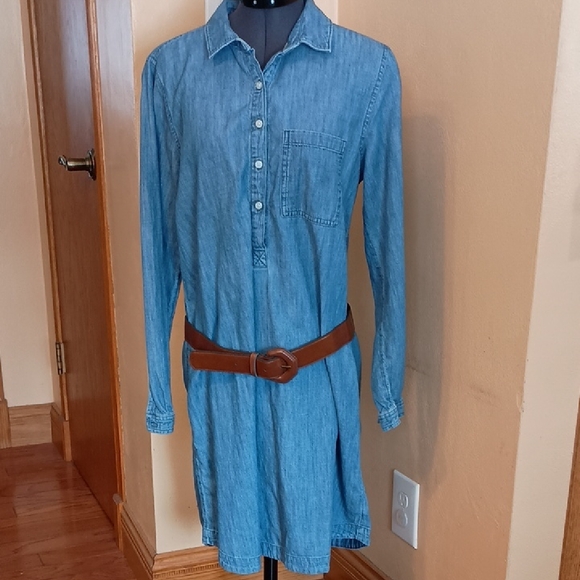 Old Navy Dresses & Skirts - Old Navy Blue Denim Shirt Dress, Sz M, Belt Not Included